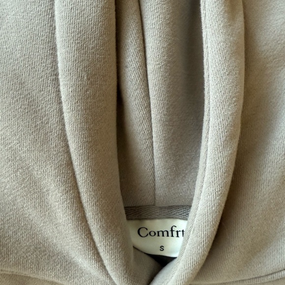 Women’s Comfrt Tan mauve Sweatshirt and Sweatpants Set - Picture 5 of 5